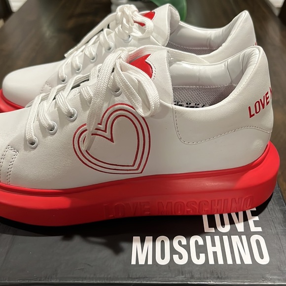 New Love Moschino Red Heart Sneakers - Picture 3 of 9